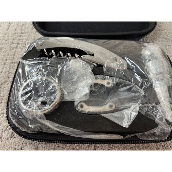 Wine Opener Kit 4 Pcs Set In Zipper Case New Bar Tools.euc - Picture 7 of 16